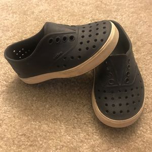 Native Shoes 9c